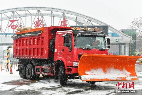 北方强降雪影响范围及特点_全国入冬以来雨雪天气原因_呼和浩特气候形成原因分析